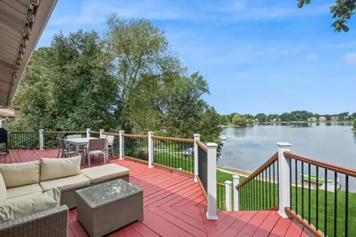 2202 Lake Shore Drive, Lindenhurst, IL 60046 - Photo 5
