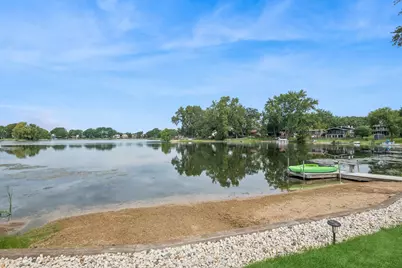 2202 Lake Shore Drive, Lindenhurst, IL 60046 - Photo 25