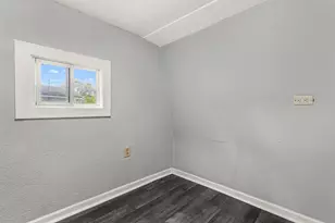 3226 8th St, Rockford, IL 61109 - Photo 7