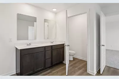 7136 Fair Oaks Road, Racine, WI 53406 - Photo 13
