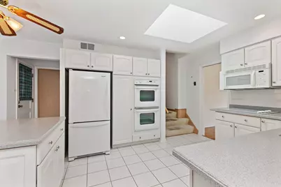 2831 Kensington Avenue, Westchester, IL 60154 - Photo 11