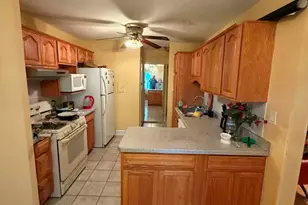 916 E Old Willow Rd Rd, Prospect Heights, IL 60070 - Photo 1