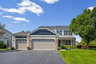 431 Cardinal Ln, Bolingbrook, IL 60490 - Photo 1