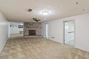 1401 Bird Ct, Normal, IL 61761 - Photo 19