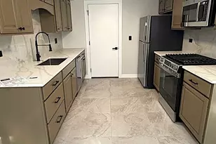 3758 Merrimac Ln, Hanover Park, IL 60133 - Photo 9