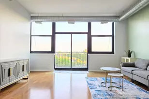 2323 W Pershing Rd, Chicago, IL 60609 - Photo 7