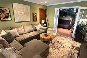 18559 Meadow Ln, Hazel Crest, IL 60429 - Photo 7