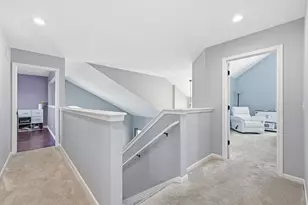 2213 Roaring Creek Dr, Aurora, IL 60503 - Photo 15