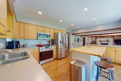 315 E Reseda Parkway, Palatine, IL 60067 - Photo 9