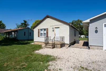 327 E John Street, Forrest, IL 61741 - Photo 35