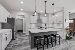 2 Briden Ln, Sycamore, IL 60178 - Photo 9