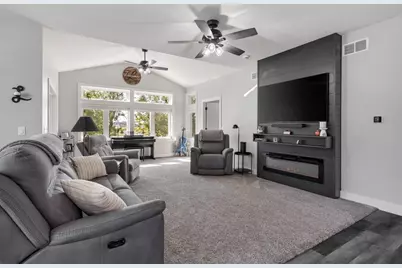2 Briden Lane #2, Sycamore, IL 60178 - Photo 5