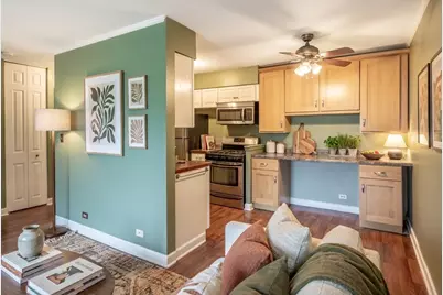 [Address not provided], Hoffman Estates, IL 60169 - Photo 13
