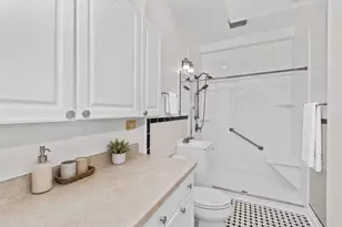 1639 N Hudson Ave, Chicago, IL 60614 - Photo 11