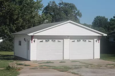 306 N Holmes Street, Cambridge, IL 61238 - Photo 3