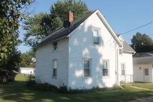 306 N Holmes St, Cambridge, IL 61238 - Photo 5