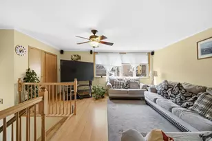 2642 N 72nd Ct, Elmwood Park, IL 60707 - Photo 9