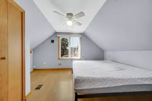 2642 N 72nd Ct, Elmwood Park, IL 60707 - Photo 15