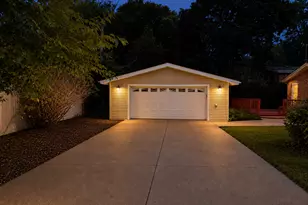 274 W Pleasant Hill Blvd, Palatine, IL 60067 - Photo 3
