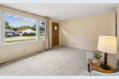 153 School Street, Grayslake, IL 60030 - Photo 5
