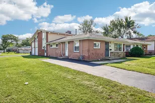 16207 Marshfield Ave, Markham, IL 60428 - Photo 3