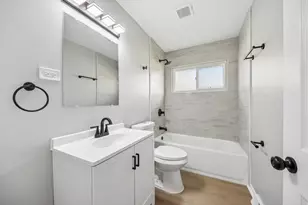 16207 Marshfield Ave, Markham, IL 60428 - Photo 19