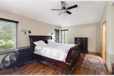 2607 W Westwood Court, Carpentersville, IL 60110 - Photo 13