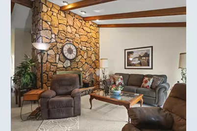 650 Coolidge Place, Rockford, IL 61107 - Photo 9