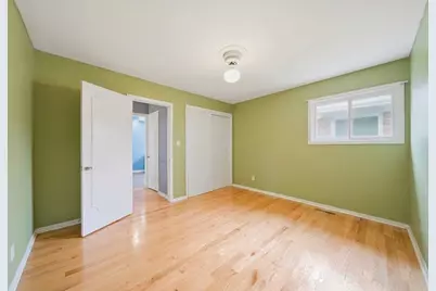 9206 Kostner Avenue, Skokie, IL 60076 - Photo 17