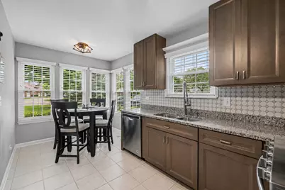 166 White Branch Court, Buffalo Grove, IL 60089 - Photo 7
