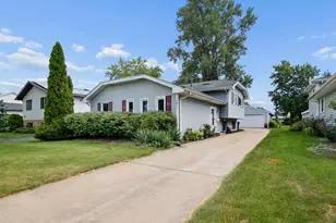 1011 Florence St, Lemont, IL 60439 - Photo 1