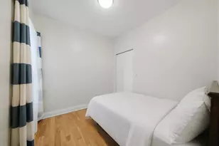 1647 W Sherwin Ave, Chicago, IL 60626 - Photo 9