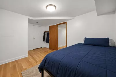 1647 W Sherwin Avenue #1, Chicago, IL 60626 - Photo 13