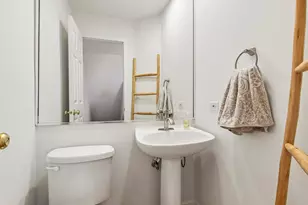 [Address not provided], Evanston, IL 60203 - Photo 25