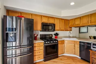 [Address not provided], Evanston, IL 60203 - Photo 11