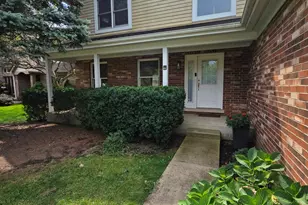 2103 E Seminole Ln, Mount Prospect, IL 60056 - Photo 3