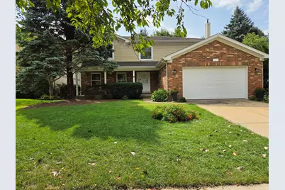 2103 E Seminole Lane, Mount Prospect, IL 60056 - Photo 1