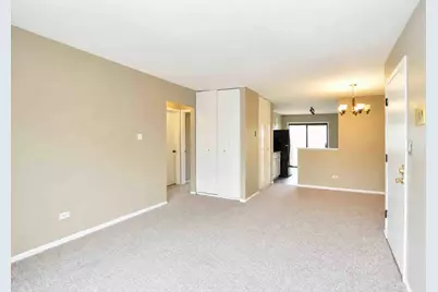 156 Dunteman Drive #301, Glendale Heights, IL 60139 - Photo 7