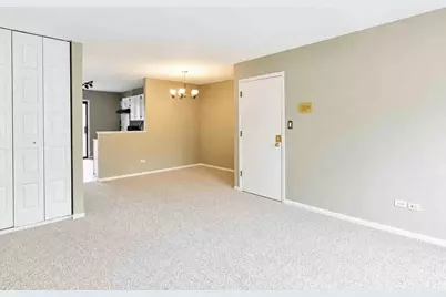 156 Dunteman Drive #301, Glendale Heights, IL 60139 - Photo 5