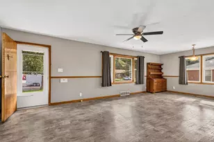 1217 Gertrude Ave, Champaign, IL 61821 - Photo 5