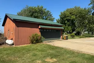 1170 N 1st Rd, Dana, IL 61321 - Photo 19