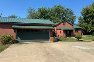 1170 N 1st Rd, Dana, IL 61321 - Photo 1