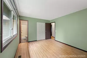 2S211 Sanchez Dr, Warrenville, IL 60555 - Photo 9