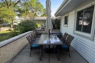 1125 Taunton Ct, Schaumburg, IL 60193 - Photo 5
