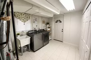 4262 W Pratt Ave, Lincolnwood, IL 60712 - Photo 15