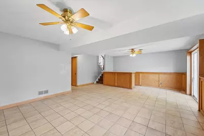 2108 Blackthorn Drive, Champaign, IL 61821 - Photo 27