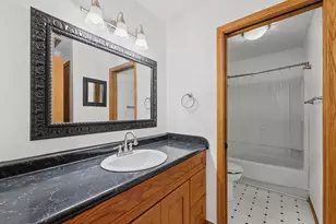 2108 Blackthorn Dr, Champaign, IL 61821 - Photo 19