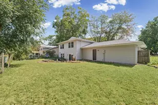 2108 Blackthorn Dr, Champaign, IL 61821 - Photo 39