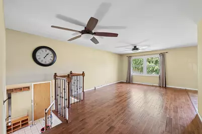2108 Blackthorn Drive, Champaign, IL 61821 - Photo 5