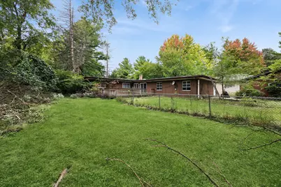 9041 Maple Avenue, Burr Ridge, IL 60527 - Photo 1